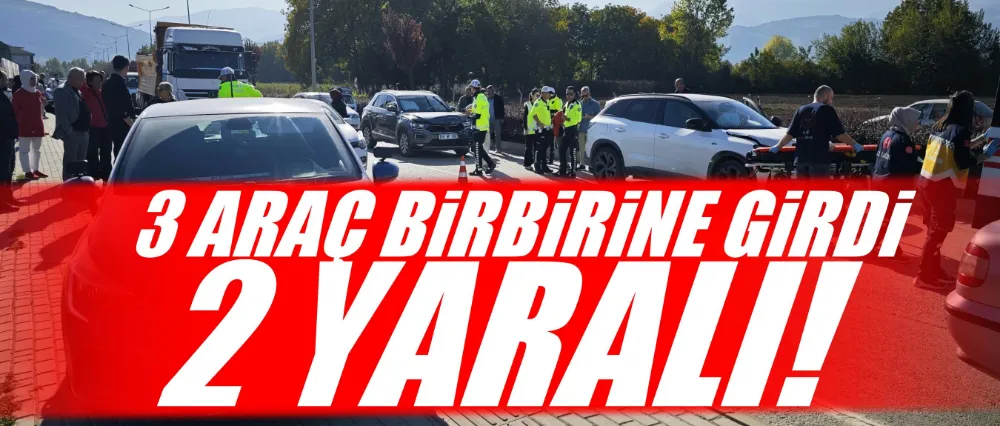 Ahmet Türkel Çevre Yolunda 3 araç çarpıştı; 2 yaralı!