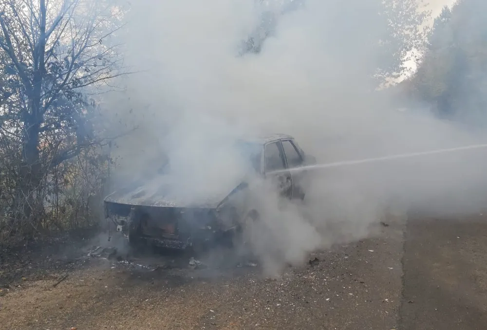 Babasultan yolunda seyir halindeki araç alev aldı!