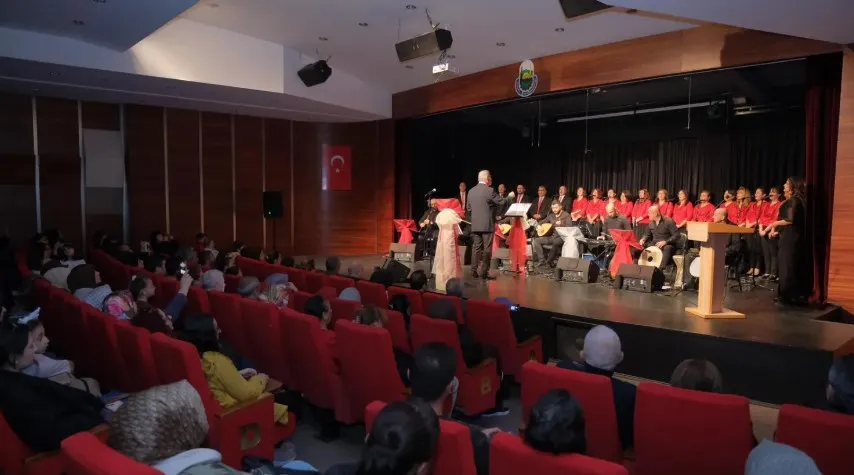 İnegöl Belediyesi Thm Korosundan Muhteşem Müzik Ziyafeti