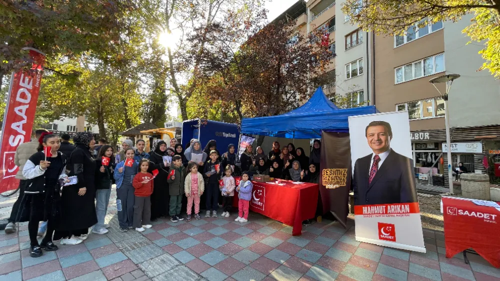 Saadet Partisi çocukların geleceğine dikkat çekmek için meydanlara iniyor!