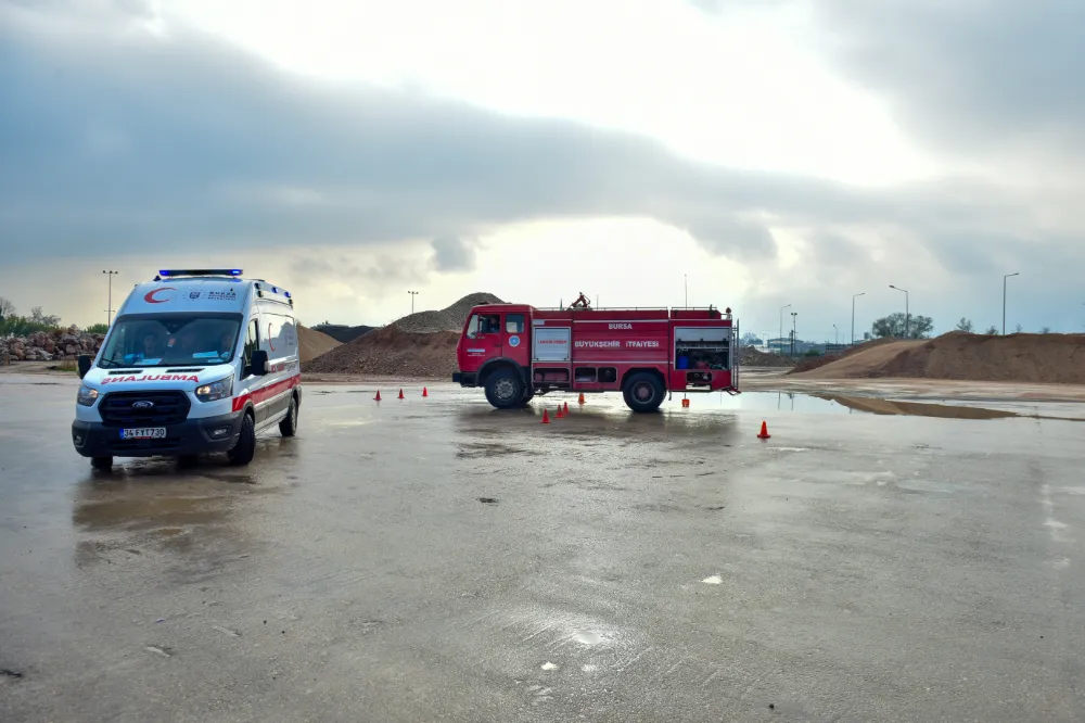 Şoförlere defansif ve ileri sürüş teknikleri eğitimi