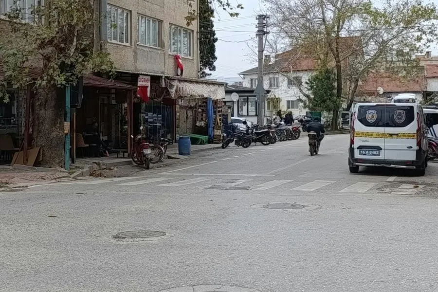 Silahla vurulan genç hayatını kaybetti