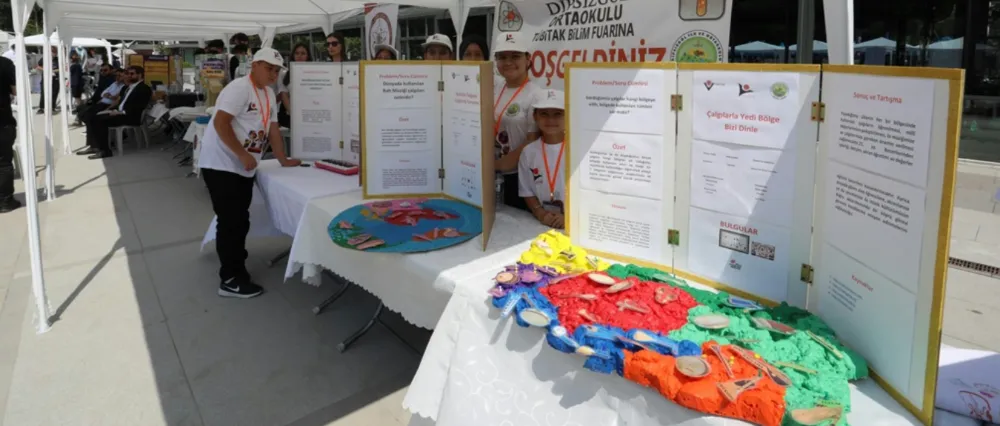 İnegöl Kent Meydanı “TÜBİTAK Bilim Fuarı Festivaline” Ev Sahipliği Yaptı